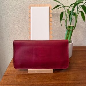 Lisa Leonard Genuine Leather Wallet with Zipper Tassel & 22 Card Slots, Red NWOT